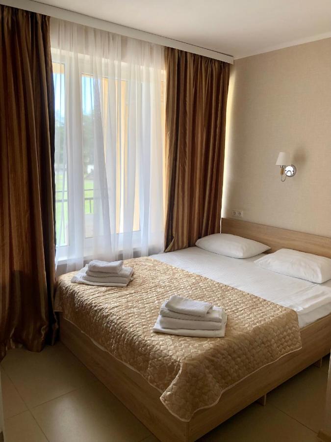 Парк-Отель Олимп Pizunda Extérieur photo